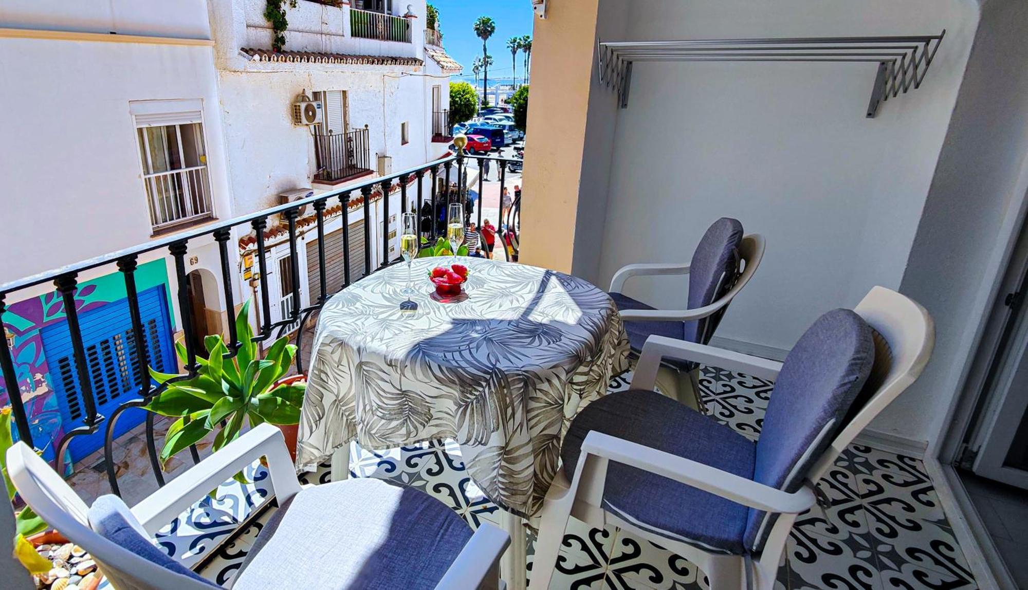 Bonito Apartamento En Playa De La Carihuela Torremolinos Exterior photo